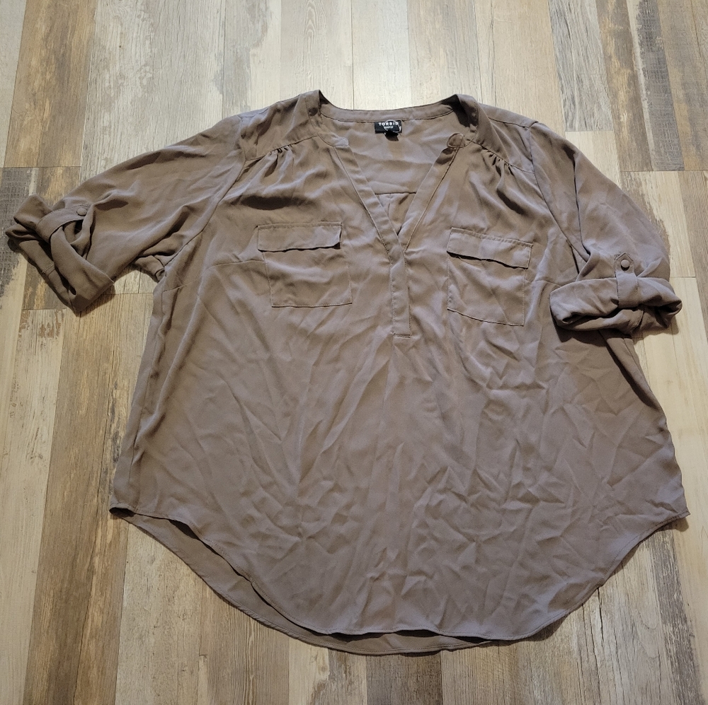 Torrid Womens Brown Harper Top Button Down Blouse 3/4 Sleeve Roll Tab Sz 1 XL